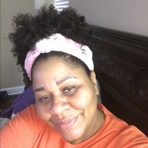 Meet your Posher, Marcia